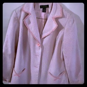 A women’s dress suit